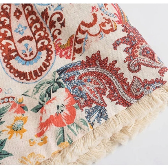 Goodnight Macaroon Brianna Boho Floral Patchwork Fringe Kimono NWT - Picture 4 of 11